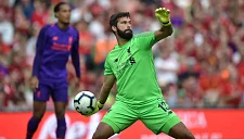 Алисон Бекер отыграл 100-й «сухой» матч за «Ливерпуль» в АПЛ