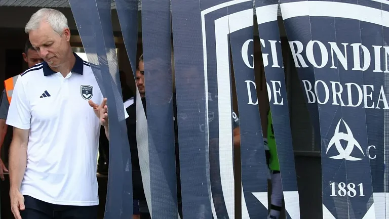 Этьен Бёгре критикует руководство «Бордо» из-за задержки с визой