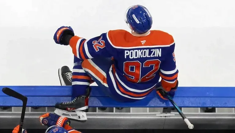 «Эдмонтон» всухую обыграл «Ванкувер», Подколзин забил гол