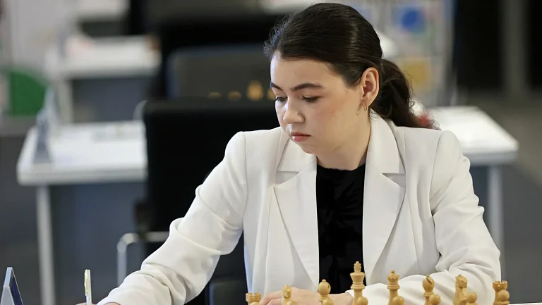 Россиянка Александра Горячкина впервые выиграла чемпионат мира по рапиду