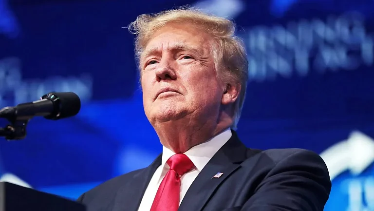 Трамп анонсировал бой UFC в Белом доме к своему 80-ти летию