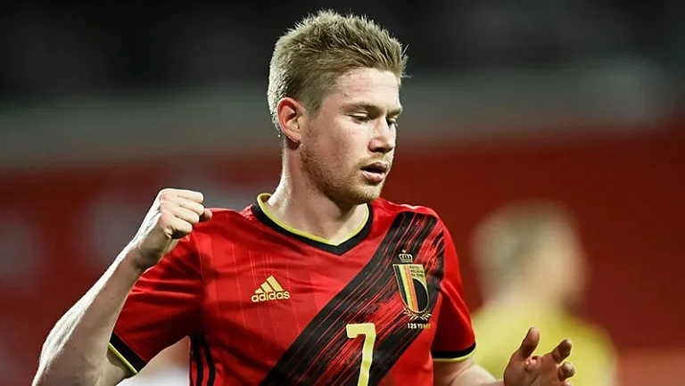 Кевин Де Брюйне оформил дубль в матче Бельгия — Казахстан

