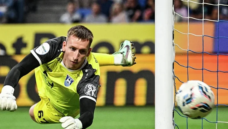 Первый вратарь «Краснодара» прокомментировал прогресс голкипера «Балтики»