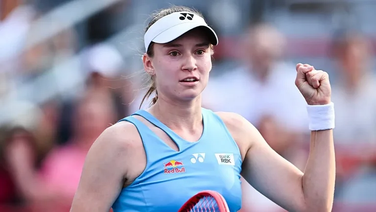 Рыбакина не сумела пробиться в финал турнира в Канаде