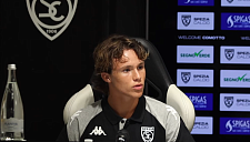 «Специя» представила новичков Куду и Комотто на стадионе «Альберто Пикко»