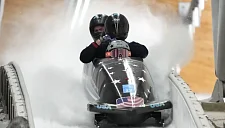 Сборная США упала на первом заезде Кубка мира по бобслею