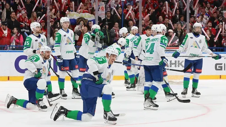 «Салават Юлаев» прервал серию поражений, обыграв «Нефтехимик» со счётом 3:1