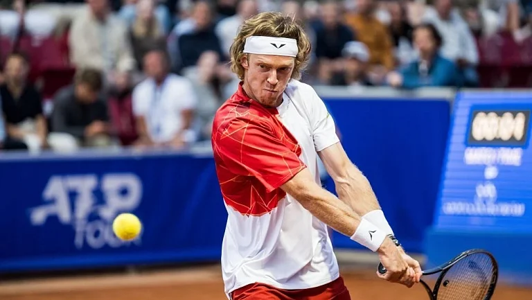 Рублёв потерял позицию в десятке сильнейших теннисистов мира