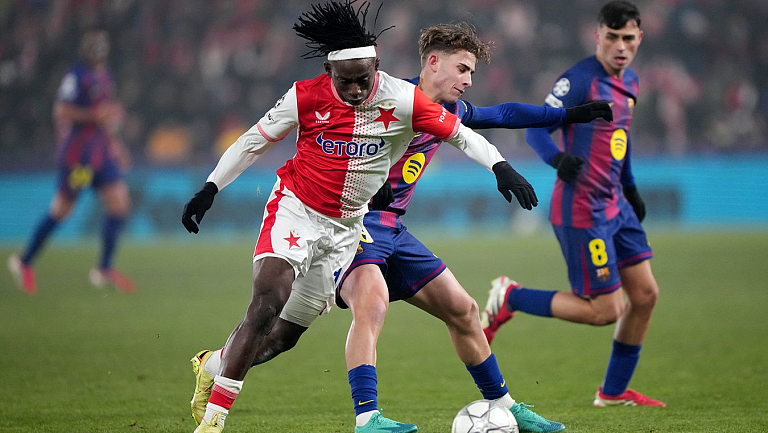 «Славия» — «Барселона»: каталонцы дожали соперника