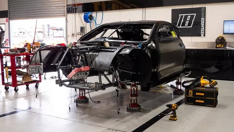 Нашли ли Team 18 свой украденный автомобиль?