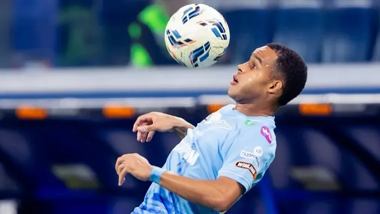 «Локомотив» впервые проиграл в МИР РПЛ-2025/26, уступив «Зениту» 2:0