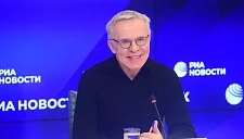 Фетисов хочет прокомментировать решение Касаткиной выступать за Австралию