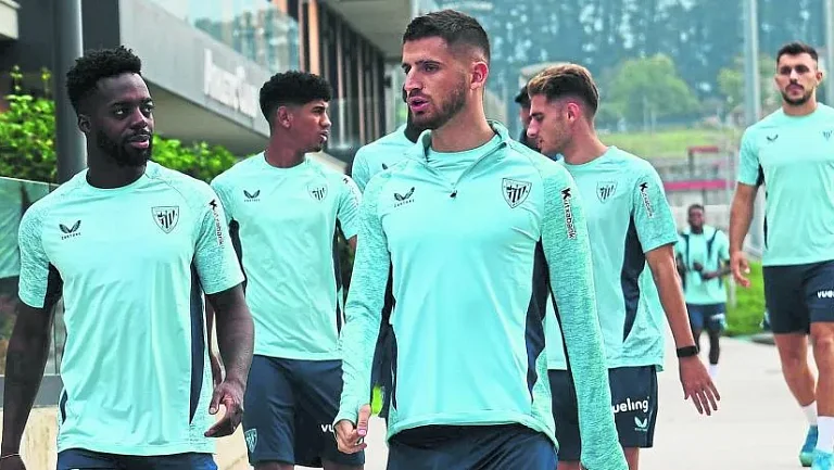 Сансет, Прадос и Гомес возвращаются в состав «Атлетика»