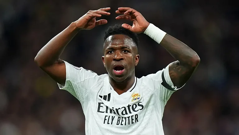 «Реал» отказался менять структуру зарплат ради Винисиуса