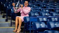 «Это моя малышка»: Соболенко с нежностью представила трофей US Open