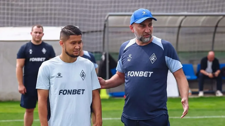 Ильзат Ахметов получил жёлтую карточку до дебюта в «Крыльях»