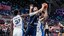 Греция без Янниса Адетокунбо проиграла Боснии и Герцеговине