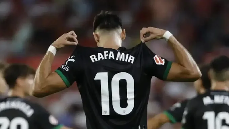 Рафа Мир объяснил, почему отпраздновал гол против «Севильи»