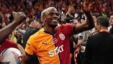 Дьокереш отверг «МЮ» — клуб спешно переключился на Осимхена