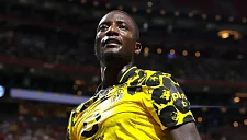 Гирасси забивает в восьмом туре подряд в Бундеслиге