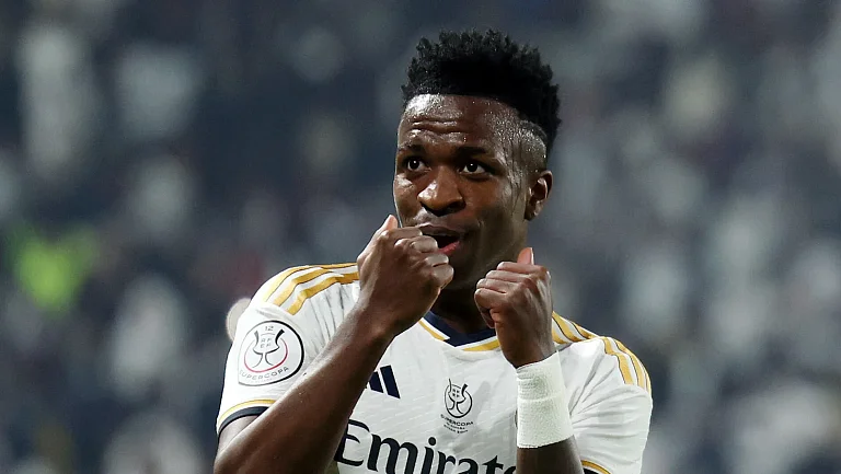 Алонсо провёл с Винисиусом воспитательную беседу после конфликта с Ямалем