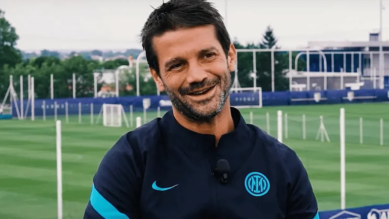 Киву не обращает внимания на критиков «Интера»

 