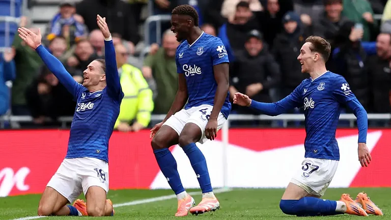 Джек Грилиш похвалил себя за победный комичный гол