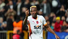 Осимхен готов сыграть против «Айнтрахта» в Лиге чемпионов после травмы