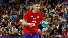 Дмитрий Ионов и Даниил Шишкарёв — лучшие крайние Суперлиги 2024/25