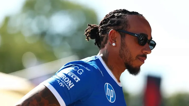 Оливер Берман признал Льюиса Хэмилтона примером для молодых пилотов