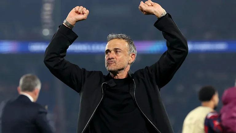 Наставник ПСЖ Луис Энрике получил награду The Best как лучший тренер 2025 года