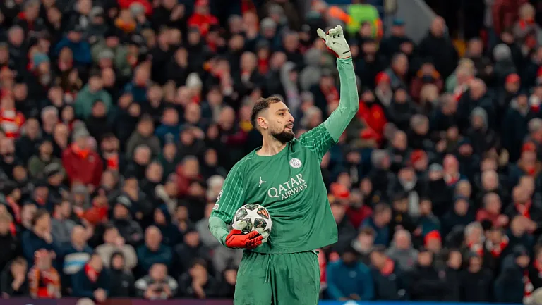 «Манчестер Юнайтед» ускоряет переговоры о подписании Доннаруммы