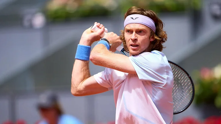 Рублёв хочет прокомментировать критику украинской теннисистки в адрес россиян