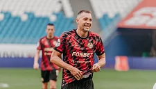 Дзюба помогает «Акрону» уверенно стартовать в РПЛ