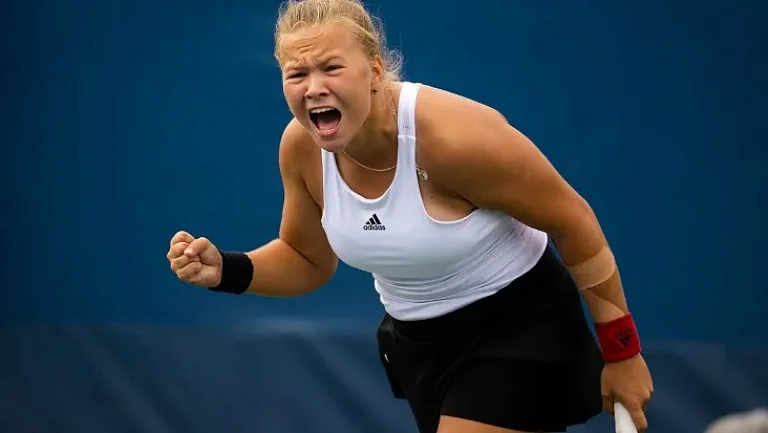 Шнайдер откровенно рассказала о самом грозном «оружии» в своем арсенале