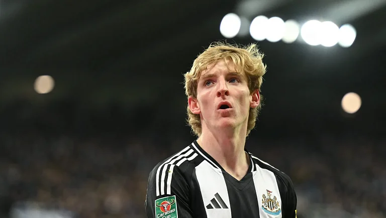 Гордон о матче с «Барселоной»: «Это лучшие игроки, которых я встречал»