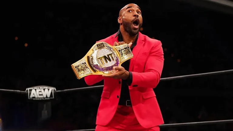 Скорпио Скай вернулся в AEW на юбилейном выпуске Collision