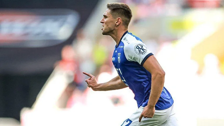 «Спартак» пытается договориться с «Балтикой» о трансфере Сауся