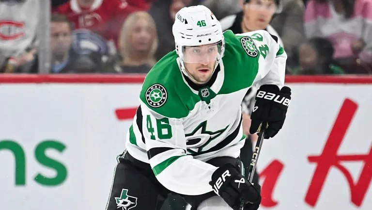 Илья Любушкин забросил первую шайбу за «Даллас Старз» в предсезонке