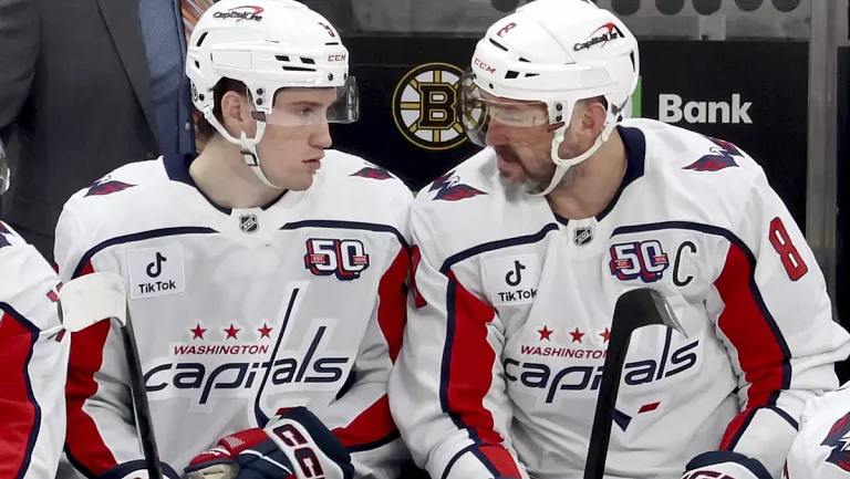 Партнер Овечкина из-за травмы на месяц выбыл из состава «Вашингтона»