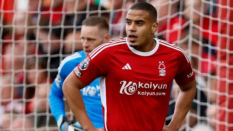 «Арсенал» и «Барселона» хотят подписать Мурилло