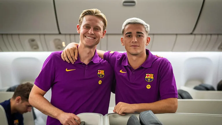 «Барселона» прибыла в Японию и готовится к игре с «Виссел Кобе»