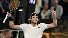 Проблемы в личной жизни не дают Циципасу найти свою игру