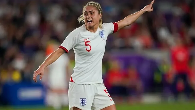 Стеф Хоутон верит в шансы «Манчестер Сити» на победу в женской Суперлиге