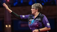 Шеррок, Гривз и Эштон — фавориты 13-го этапа серии PDC среди женщин