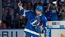 Шайба Никиты Кучерова не спасла «Тампу» от поражения в игре НХЛ с «Колорадо»