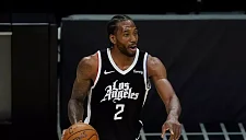 Журналист обнаружил фиктивный рекламный контракт Кавая Ленарда