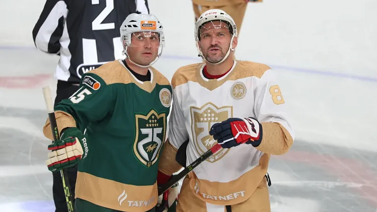 Президент КХЛ Морозов назвал Овечкина героем после 900-го гола в НХЛ