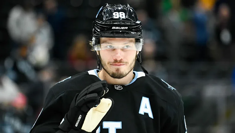 «Анахайм» победил «Юту» в овертайме, Сергачев с передачей