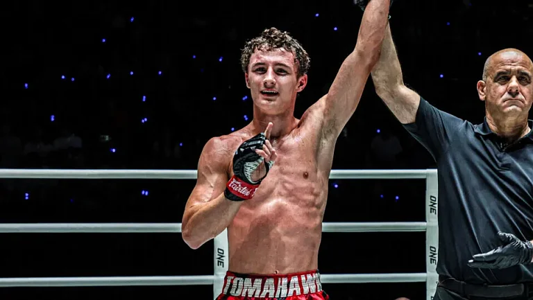 Российский боец Юнусов одержал седьмую победу подряд в лиге ONE Championship